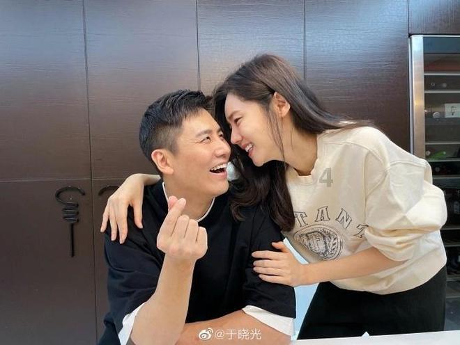 连接正负极