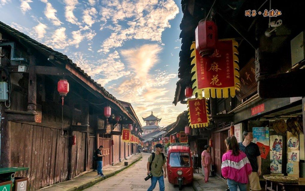 金科地产集团股份有限公司成被执行人，被执行金额888717.0元